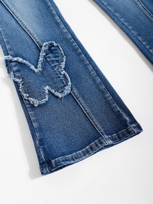 SHEIN Genkimix Kids 女童復古高腰深藍色喇叭牛仔褲，Tween Girl彈性修身毛邊牛仔褲，蝴蝶毛邊刺繡、貼花刺繡，適合秋冬、休閒、校園、開學季 - 中等水洗藍 - 查看 8