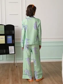 Chillnights Young Fashion Vibrant Fun Minimalist Leopard Print Lapel Front-Open Women's Pajama Set - Green - View 2