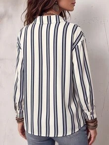 Linhara CURVE Kemeja Bahu Jatuh Motif Garis Ukuran Plus - Putih - View 2