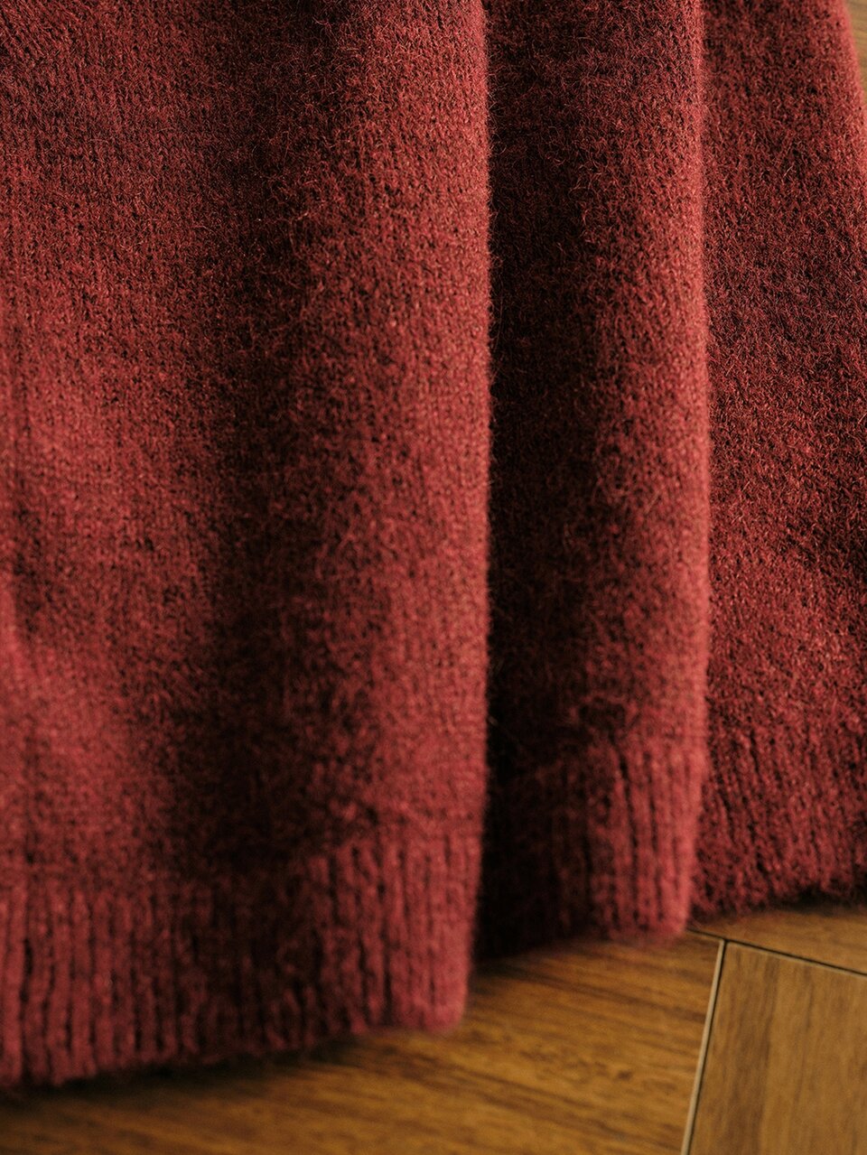 MOTF PREMIUM VINTAGE HEAVY BEADED BURGUNDY KNIT SWEATER VEST & CARDIGAN