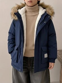 SHEIN 1件大童男孩海軍藍連帽外套，保暖舒適，適合8-12歲大童男孩在秋冬春季穿著。這款外套不僅適合上學，也適合居家穿著。無論是上學還是待在家中，大童男孩都能穿這件百搭外套 - 藏蓝色 - 查看 1