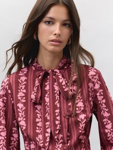 Nöista Burgundy Striped Print Slim-Fit Long-Sleeved Shirt. Ruffles, Girly, Cute, Versatile, Elegant, Dinner Parties Or Commuting.Fall Winter,Going Out. - Burgundy - View 4
