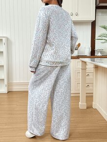 SHEIN Maternity Autumn Casual Top & Pants 2 Pieces Set,Autumn,Colorful Faux-Fur-Effect Knit Two Pieces Set For Expectant Mothers,Suitable For Lounging At Hom - Multicolor - View 9