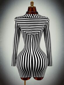 Amplova Striped Print Plunging Neck Bodycon Dress - Black and White - View 6