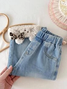 SHEIN Baby Girl Cute Rabbit Plush Patchwork Leopard Bow Design Blue Denim Jeans,Fall/Winter,For Baby Girls Back To School Clothes,Toddler Jeans,Daily Wear - Blue - View 5