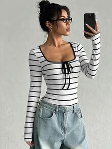 SHEIN LUNE 女款秋季方領前綁帶黑白條紋連身衣，長袖修身基本款上衣，法式性感夜店風 - 黑與白 - 查看 4