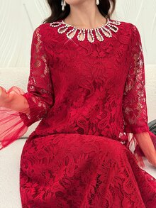 Al Najma Gaun Wanita Model Arab Kasual Elegan Sederhana untuk Pesta, Pembaptisan, dan Tamu dengan Motif Jala dan Patchwork, Cocok untuk Pernikahan dan Musim Dingin. - Burgundy - View 10