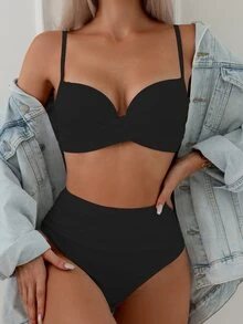 SHEIN Swim طقم ملابس سباحة نسائي بلون موحد مع ملابس علوية كاميسول مجعد وسروال بيكيني مثلث (بأسلوب سلكي) شاطئ أسود صيفي مثير - الأسود - مشاهدة 1