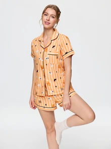 Bonmuse Pyjamasset för kvinnor med Halloween-pumpamönster, kortärmad topp och shorts i bubblig crinkle-stil - Orange - Visa 5