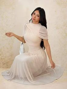 SHEIN PETITE Solid Beige Round Neck Short Sleeve Fitted Ruched Flared Elegant Dress - Suitable For Weddings, Formal Dinners, Dates And Guest Attire - Apricot - View 8