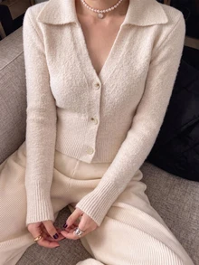 SHEIN Cardigan Rajut Bulu Imitasi Gaya Prancis Musim Gugur/Dingin Wanita, Leher V Dalam, Minimalis, Warna Polos, Atasan Sweater Serbaguna - Aprikot - View 4