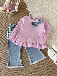 SHEIN 2件組幼女上衣與牛仔喇叭褲套裝，甜美可愛粉藍牛仔蝴蝶結荷葉邊拼接毛邊設計，長袖圓領，生日派對秋季公主風 - 粉色 - 查看 8