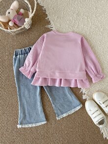 SHEIN 2件組幼女上衣與牛仔喇叭褲套裝，甜美可愛粉藍牛仔蝴蝶結荷葉邊拼接毛邊設計，長袖圓領，生日派對秋季公主風 - 粉色 - 查看 9