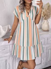 SHEIN LUNE فستان قصير كاجوال بوهيمي للنساء بياقة على شكل حرف V وحافة مكشكشة، مخطط باللونين الأزرق والأبيض، فستان مخطط، فستان مكشكش - متعدد الألوان - مشاهدة 4