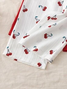 SHEIN Playful Pals 女童夏季泡泡紋理雙層荷葉邊背心 + 寬鬆寬腿長褲，櫻桃數位印花搭配紅色純色 4 件套，柔軟親膚，韓系甜美風，適合 4-7 歲，日常穿著、外出與夏季度假的百搭套裝 - 彩色 - 查看 8