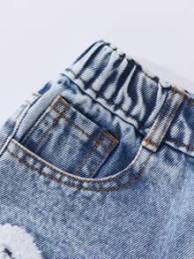 SHEIN Young Girls Autumn/Winter Fashion Bow Tie Towel Embroidery Blue Washed Denim 2-Piece Set, Short Denim Jacket + Loose Straight Leg Wide Leg Pants - Light Wash - View 6