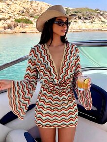 SHEIN Swim Swim SXY 2026 女款春夏性感鏤空網眼沙灘泳裝罩衫，優雅浪漫性感迷人彩色條紋修身針織洋裝罩衫，波希米亞風，西式風格，加州日落風，適合海灘度假、日常穿著、約會、下午茶、郵輪旅行、音樂節，優雅女款泳裝，彩色印花沙灘裝，度假穿著 - 彩色 - 查看 1