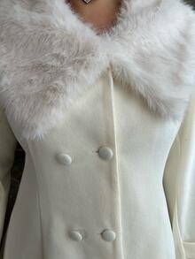 Lyrianda Halloween Plus Size Solid Color Large Fur Collar A-Line Patchwork Tweed Long Sleeve Overcoat - Apricot - View 7
