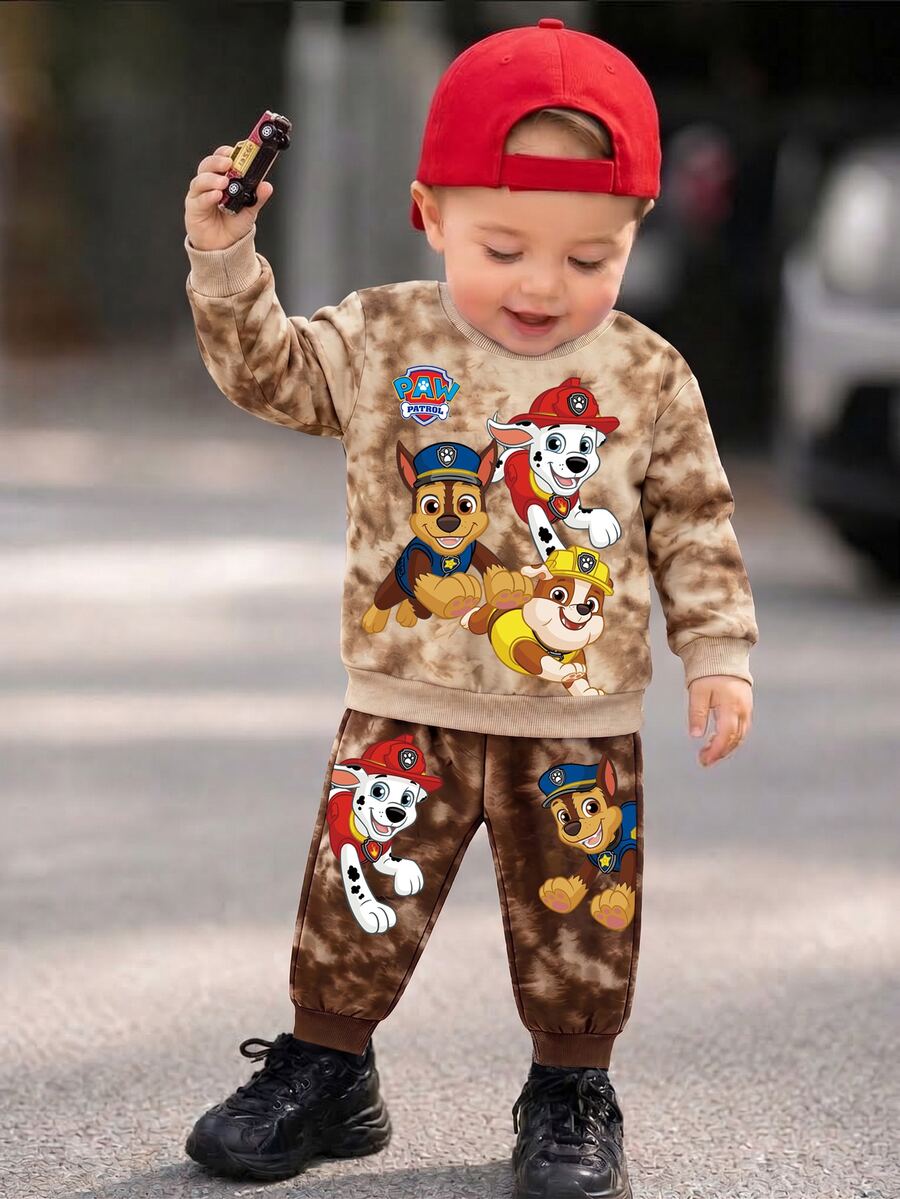SHEIN | PAW Patrol 2件組男嬰休閒棕色紮染卡通狗印花長袖寬鬆圓領衛衣套裝,秋冬日常度假穿著 - 棕色 - 查看 1