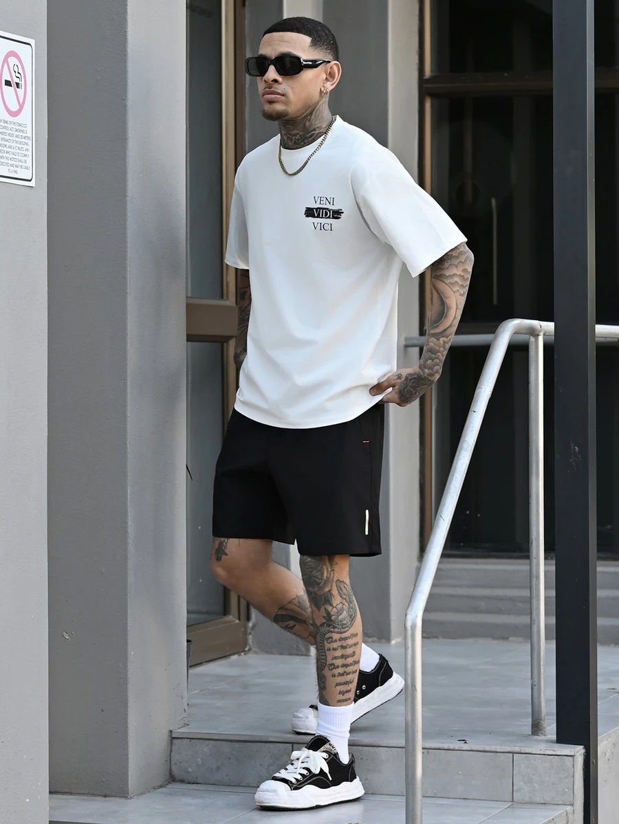 Devon Thys 男士抽象雕塑肖像印花圆领短袖T恤，夏季