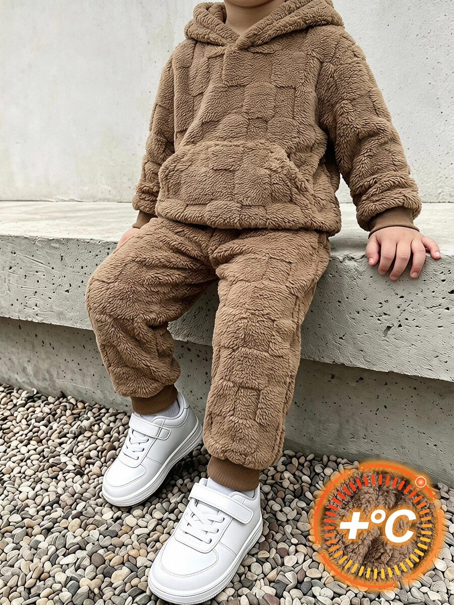 2件組 男童秋冬棕色極簡風軟質紋理格紋壓紋連帽長袖口袋上衣與配套紋理慢跑褲套裝,寬鬆休閒版型,適合日常外出、學校活動、戶外散步、家庭聚會、拍照 - 棕色 - 查看 1