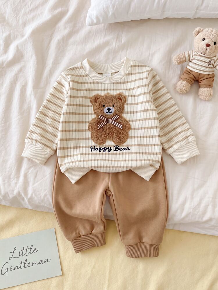 SHEIN Playful Pals 2pcs/Set Baju Bayi Laki-laki Lengan Panjang Bergaris Aprikot Kerah Bulat dengan Bordir Beruang & Huruf + Celana Panjang Olahraga Khaki Kasual Lucu Gaya Vintage Modis Korea, Cocok untuk Pakaian Sehari-hari Musim Semi, Gugur, Musim Dingin, Olahraga, Sekolah, dan Berbagai Acara - Khaki - View 5