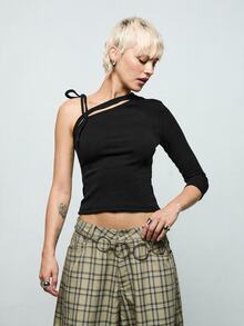 COUREZ 女款露肩不對稱黑色上衣 Y2K 風格可愛上衣 秋季可愛襯衫 秋冬外出穿搭上衣 - 黑色 - 查看 5