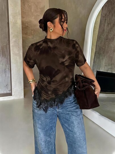 Firerie Casual romantisk T-shirt i plus size med blommigt tryck, korta ärmar och spets, kaffebrun, lämplig för sommar och musikfestivaler