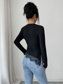 Balvessa Kaos Lengan Panjang Wanita Musim Semi/Gugur Terbaru, Elegan, Cocok untuk Perjalanan, dengan Gesper Logam dan Patchwork Renda - Hitam - View 2
