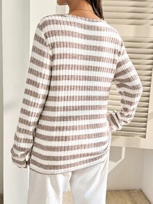 SHEIN بلوزة رياضية مخططة بياقة دائرية وأكمام طويلة كاجوال متعددة الاستخدامات للحوامل في فصل الشتاء - وردي - مشاهدة 7