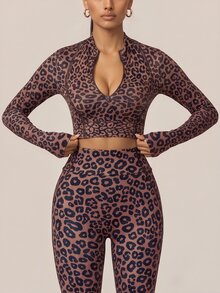 SHEIN BAE تي شيرت رياضي قصير الأكمام بطبعة نمر للنساء - قهوة بني - مشاهدة 6