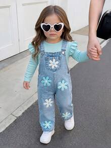 SHEIN Vintaside Kids 嬰幼兒男女通用 0-3 歲 春/秋 紫色甜美風花卉刺繡裝飾牛仔長褲、圓領長袖套頭上衣搭配牛仔吊帶褲套裝，適合外出、購物與休閒穿著 - 藍色 - 查看 2