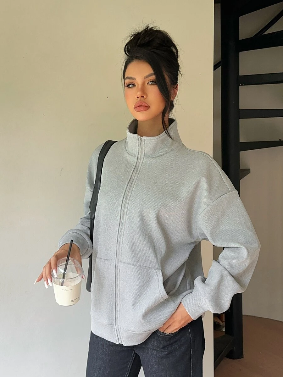 SHEIN Jaket Sweatshirt Kerah Tegak Berlapisan Termal Warna Solid Baru untuk Perjalanan Santai dan Sarapan Setiap Hari, Abu-abu Muda Musim Dingin - Grey - View 1