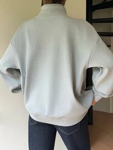 SHEIN Jaket Sweatshirt Kerah Tegak Berlapisan Termal Warna Solid Baru untuk Perjalanan Santai dan Sarapan Setiap Hari, Abu-abu Muda Musim Dingin - Grey - View 2