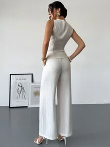 RiviMae 女士纯色无袖系带衬衫和裤子两件套，优雅时尚的女士裤装套装，适合度假、夏季穿着，款式多样，包括女士夏季套装、裤装、无袖套装、亚麻裤装、两件套、办公室工作服等。 - 杏色 - 查看 2