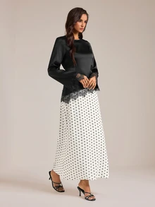 SHEIN Tall 高挑穆斯林女性兩件套：黑色蕾絲飾邊上衣搭配波點裙 - 黑與白 - 查看 9