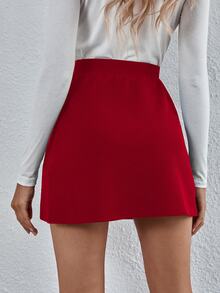 SHEIN تنورة ذات أزرار وتصميم انيق بنمط قسم الذيل لملابس السنة الجديدة ذات لون أساسي للخريف - الأحمر - مشاهدة 4