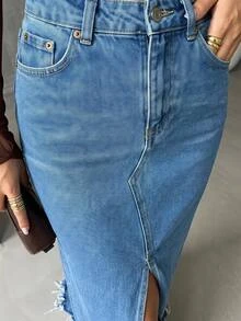 SHEIN Plus High Waist Regular Fit Casual Style Medium Blue Wash Button & Slit Front Long Denim Skirt - Medium Wash - View 5