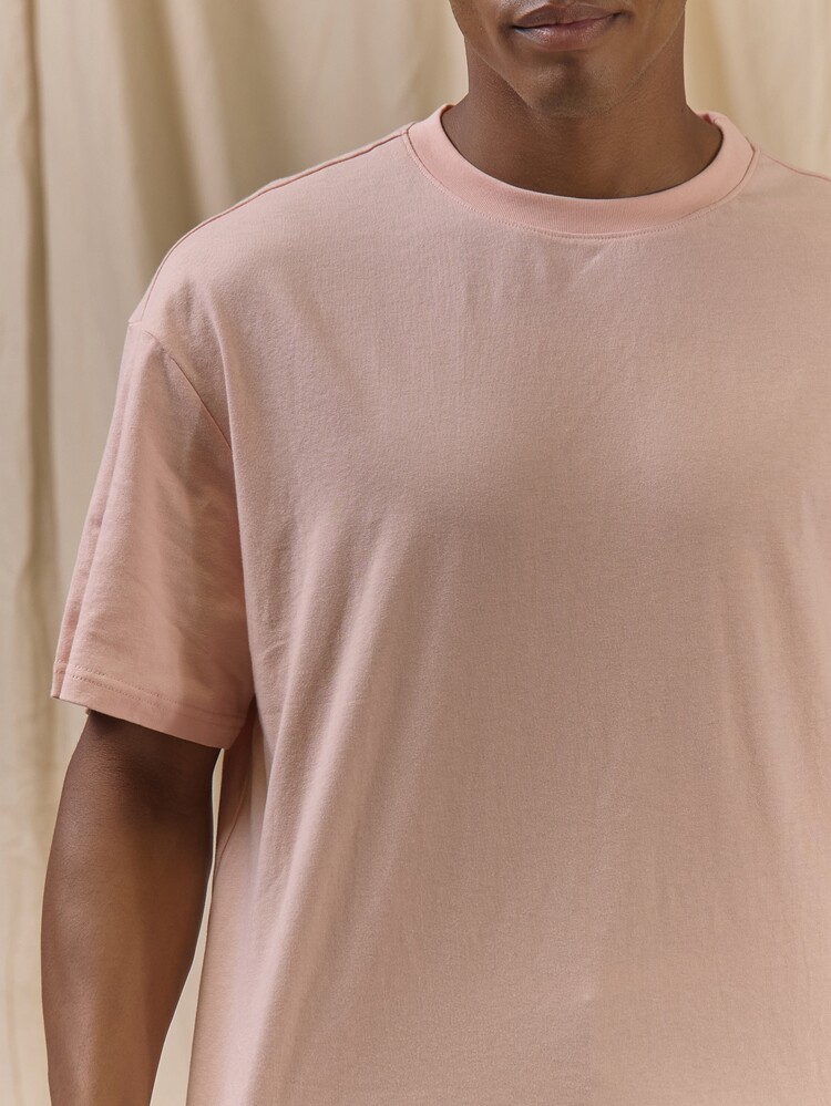 Musero Boxy Fit Oversized T-Shirt Spring Summer Streetstyle Easter Vacation - Pink - View 2