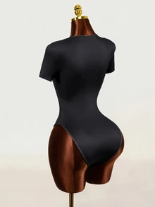 Mistrie Women's Digital Print Deep V-Neck Short Sleeve Casual Streetwear Sexy Bodysuit Gym Black And Red Summer Going Out Night Out - Black - View 2