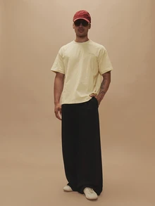 Musero SHORT SLEEVE OVERSIZED GRAPHIC TSHIRT - "Postage Stamp" - Pale Yellow - View 3