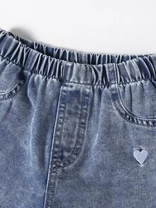 女童 Y2K 可愛藍白愛心刺繡復古直筒牛仔褲 嬰幼兒丹寧花卉夏季休閒返校畢業款 - 淺色水洗藍 - 查看 5