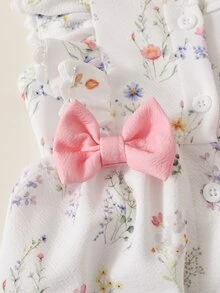 SHEIN 1件女嬰花卉印花蝴蝶結荷葉袖連身褲套裝，附髮帶，適合拍照、日常穿著，春夏季 - 淺粉色 - 查看 9