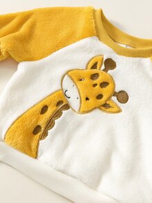 SHEIN 中性嬰兒男/女童、幼兒 2 件組秋冬保暖內裡加厚休閒可愛長頸鹿運動衫套裝，嬰兒運動服，嬰兒冬季衣物，萬聖節 - 黃色 - 查看 3