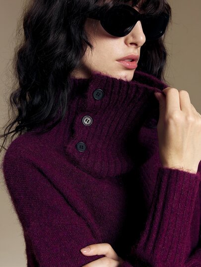 Ontre 2026AW Autumn/Winter New Women's Purple Turtleneck Sweater, Minimalist Elegant Old Money Style, Saint John's Day Inspired, Romantic French Luxury Texture, Urban Fashion Business Casual Women's Clothing, Office Wear, Low-Key Old Money Style, High-End Urban Commute Women's Apparel