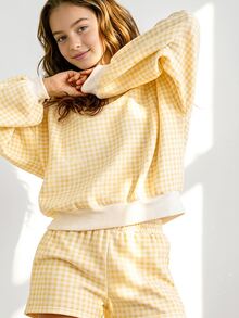 SHEIN 青少年女孩秋季套裝 2 件組 黃色與白色格紋針織落肩套頭上衣，彈性腰頭，搭配格紋短褲 - 黃色 - 查看 8