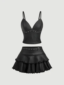 SHEIN MOD طقم نسائي من قطعتين بتصميم عصري، توب كاميسول من جلد PU بلون موحد مع تفاصيل حلقات معدنية وتنورة بكشكشة - الأسود - مشاهدة 2
