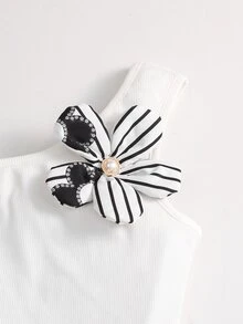 SHEIN Tween Girl 3D Flower Decor T-Shirt And Striped Shorts Casual Everyday Set - Multicolor - View 6