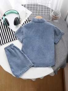 SHEIN 三件套男童复古美式夏季韩版时尚宽松小众牛仔衬衫+纯白短袖T恤+休闲牛仔短裤。适合日常穿着、上学、郊游、户外运动、旅行、春季郊游、夏令营、度假等场合。 - 藍色 - 查看 2