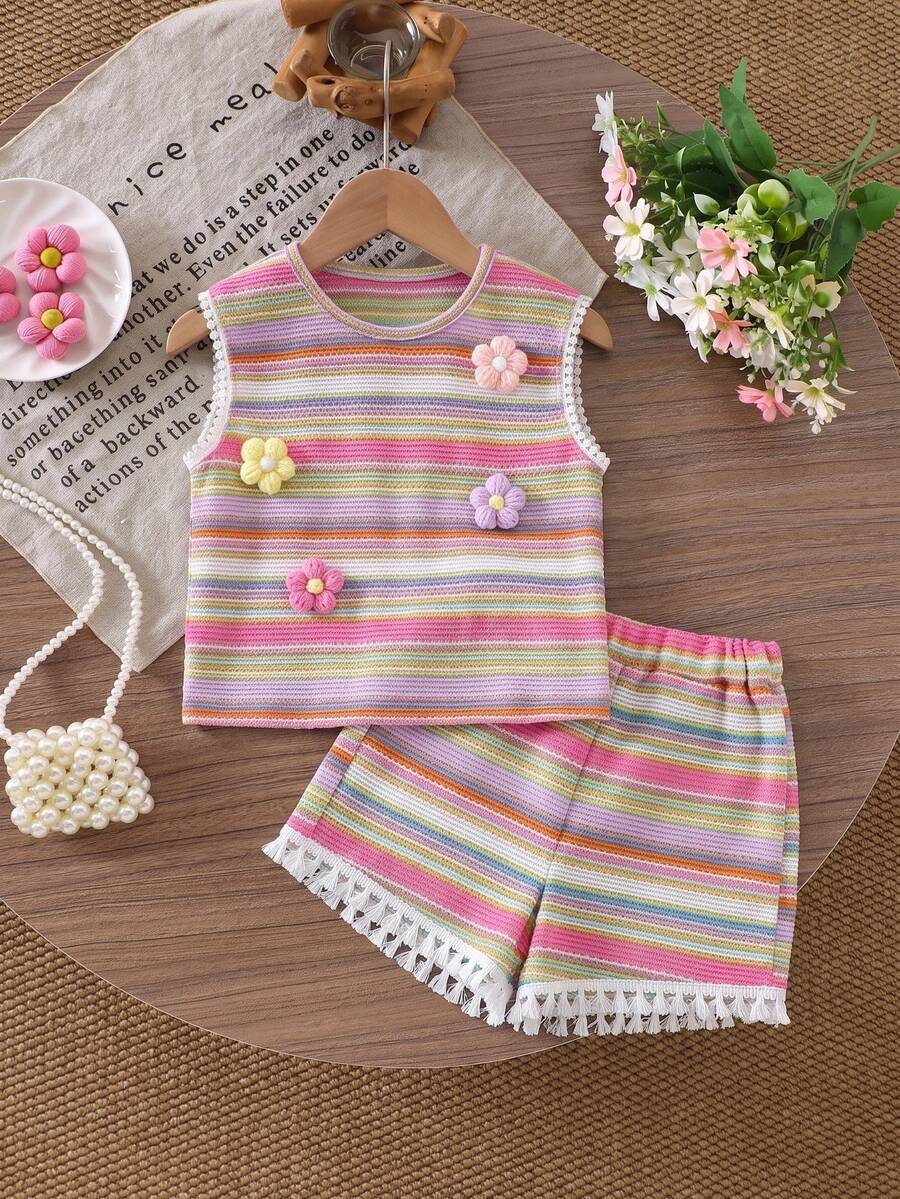 SHEIN Elladie kids 2件組女童夏季無袖套裝,家庭款花卉與格紋軟舒適戶外穿著,桃紅色上衣+短褲,寬鬆休閒卡通造型 - 彩色 - 查看 1